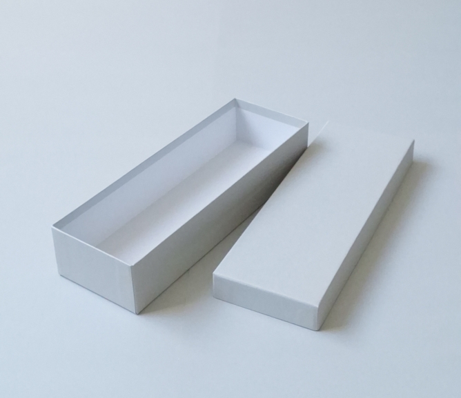 既製品 | オリジナルパッケージの制作（フルオーダー貼箱）を小